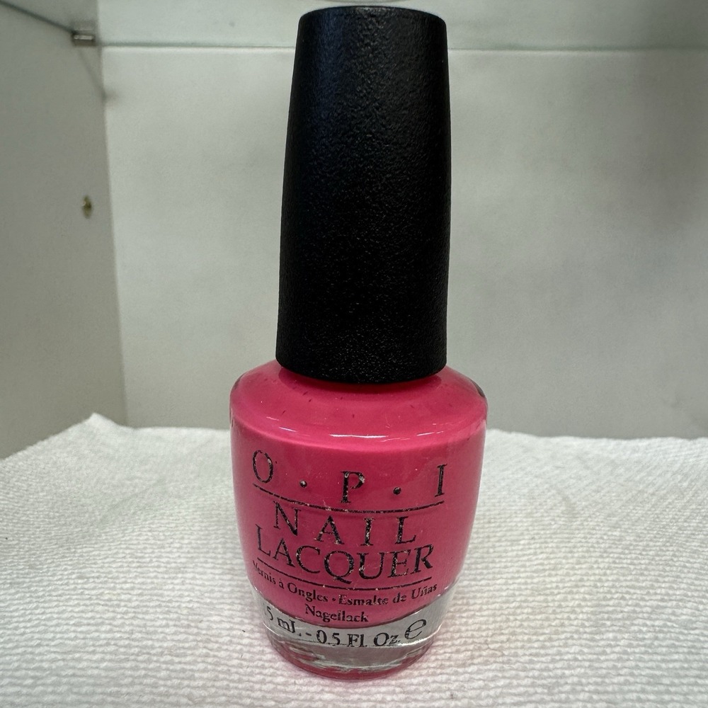 OPI Nail Polish NLB68 That's Hot! Pink New Without Box